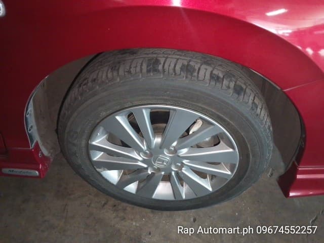 Car gallery image