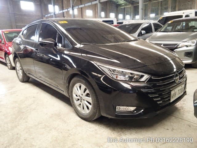 Car gallery image
