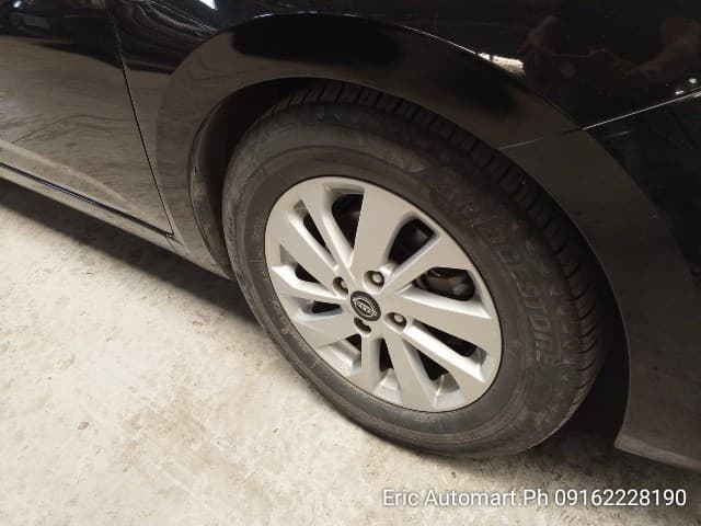 Car gallery image