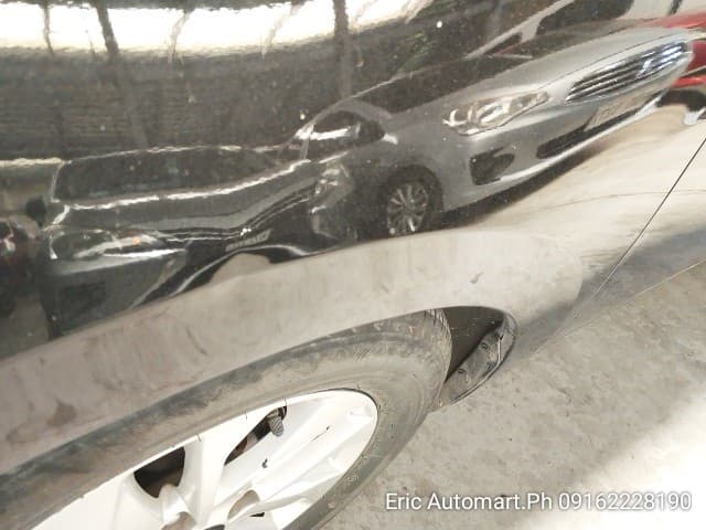 Car gallery image