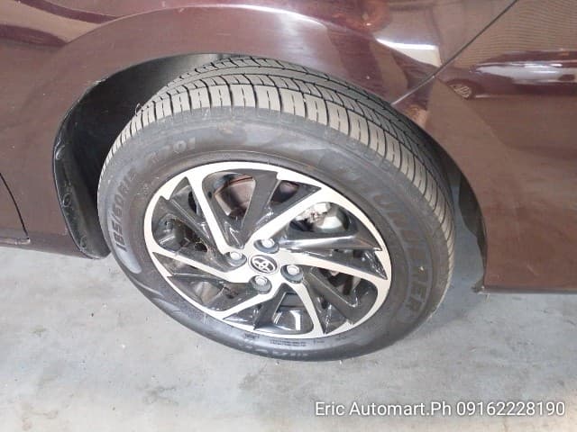 Car gallery image