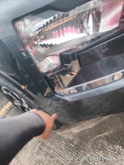 Car gallery image