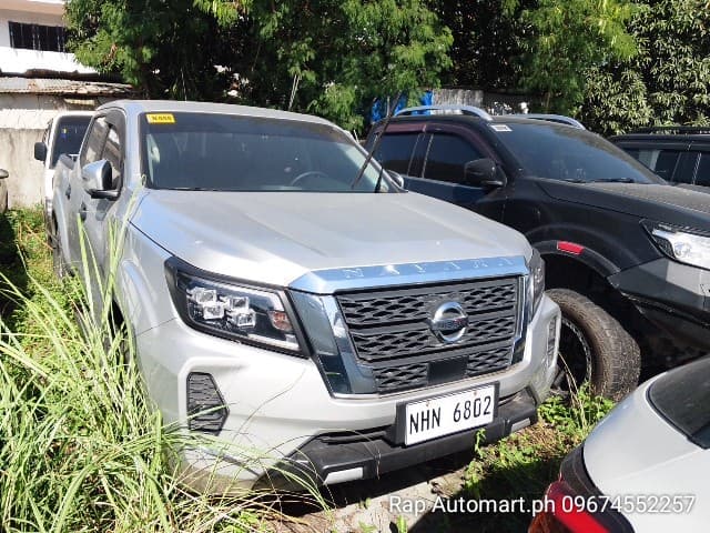 Car gallery image