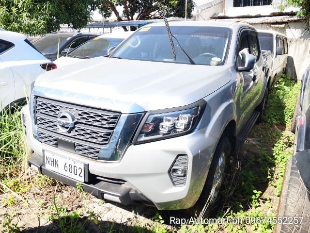 Car gallery image