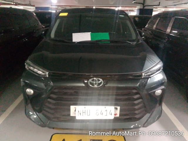Car gallery image