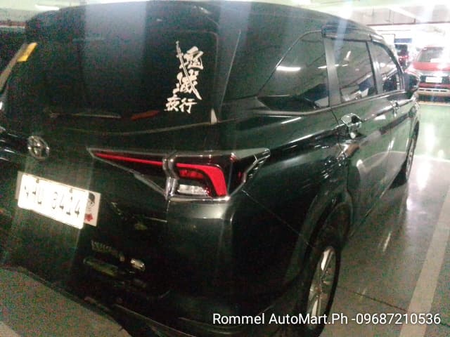 Car gallery image