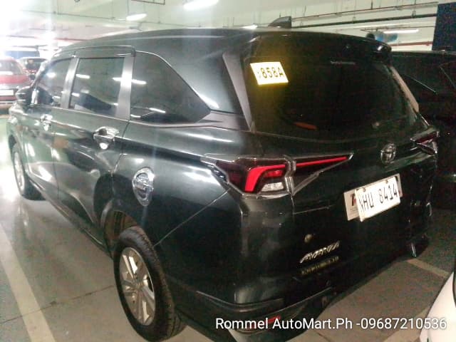 Car gallery image