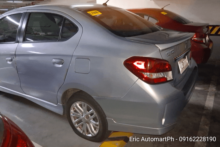 Car gallery image