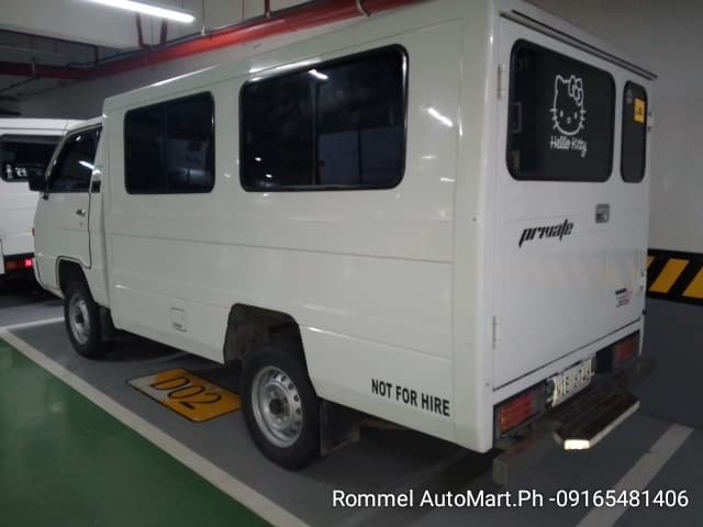Car gallery image