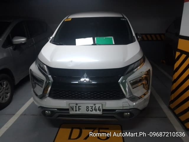 Car gallery image
