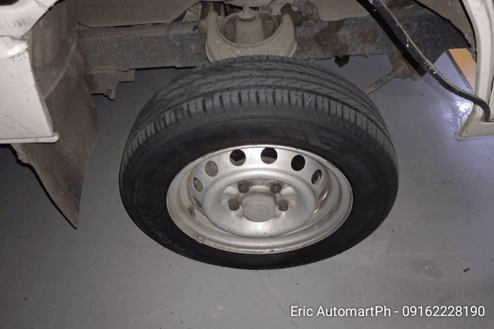 Car gallery image