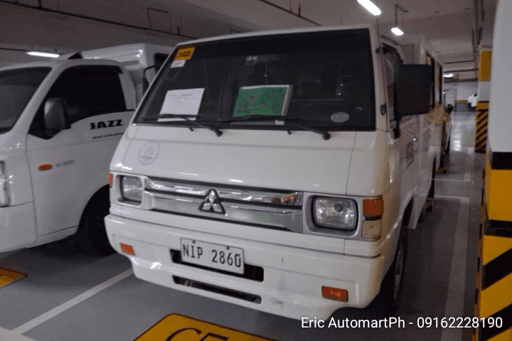 Car gallery image