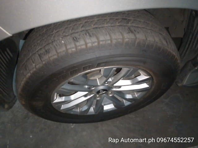 Car gallery image