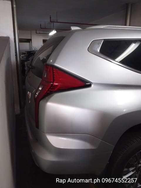 Car gallery image