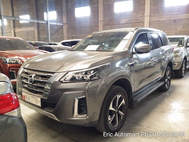 Car gallery image
