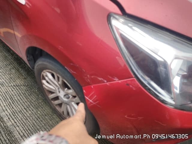 Car gallery image