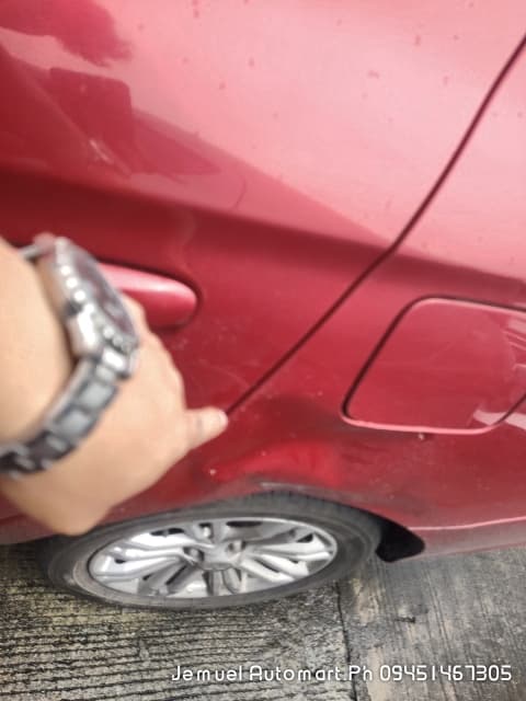 Car gallery image