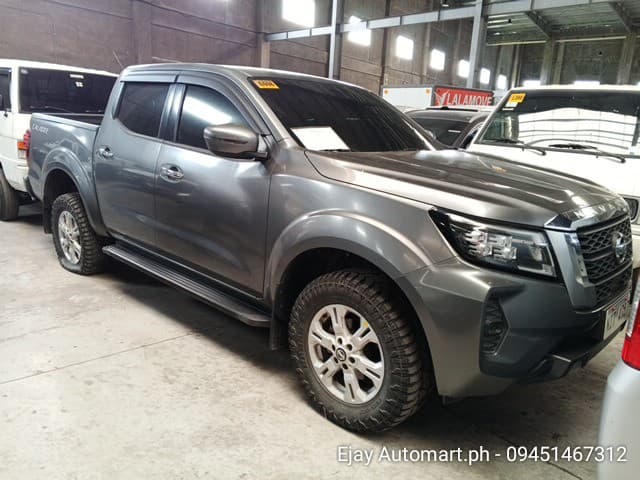 Car gallery image
