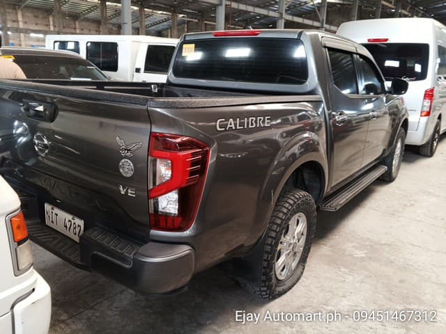 Car gallery image