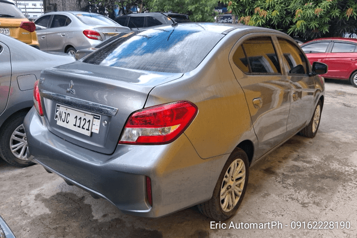 Car gallery image