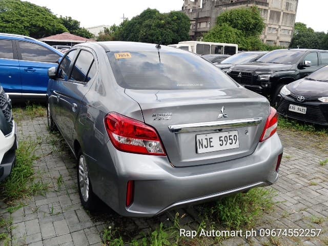 Car gallery image