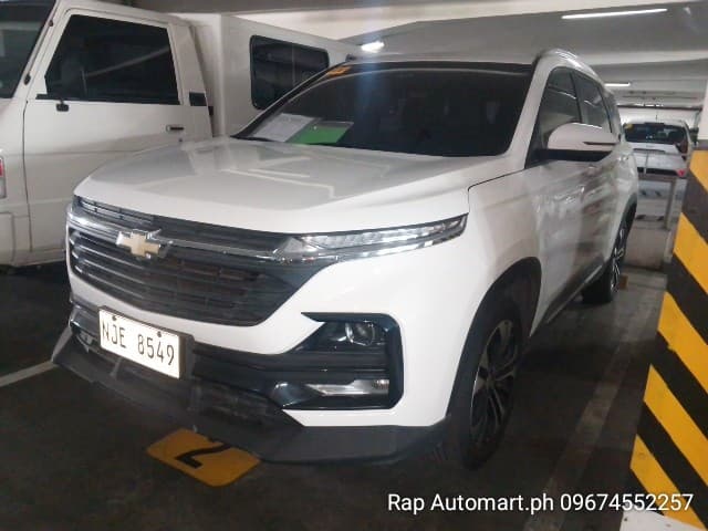 Car gallery image