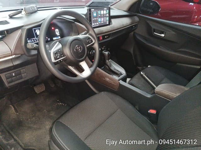 Car gallery image