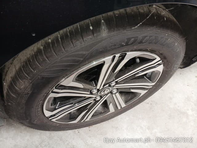 Car gallery image