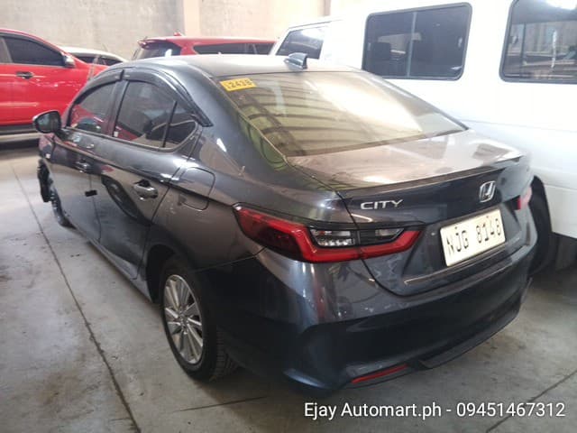 Car gallery image