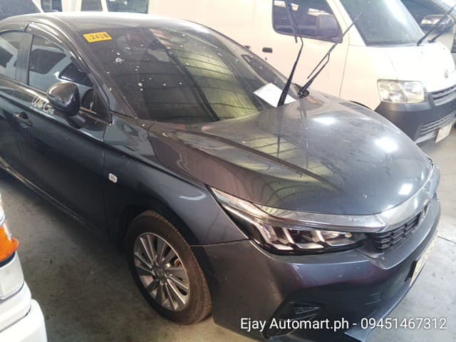 Car gallery image