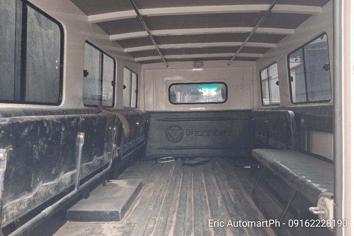 Car gallery image