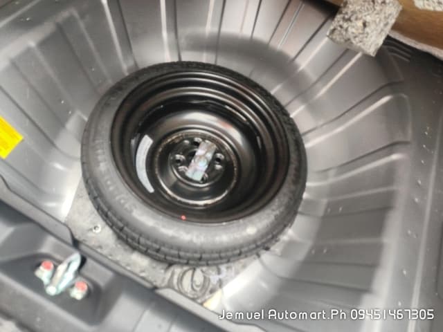 Car gallery image