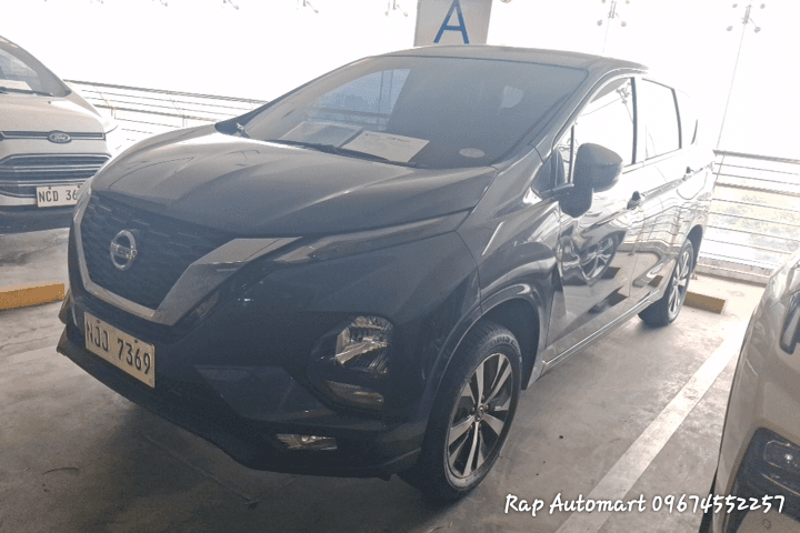 Car gallery image