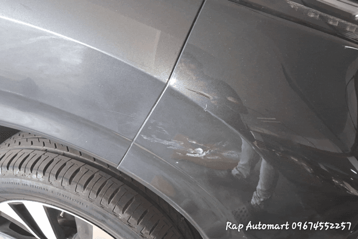 Car gallery image