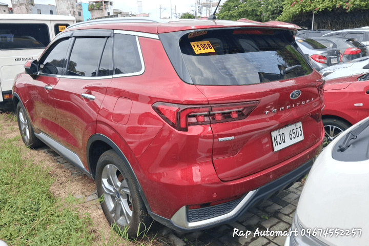 Car gallery image