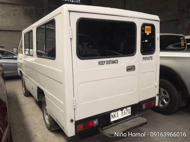 Car gallery image