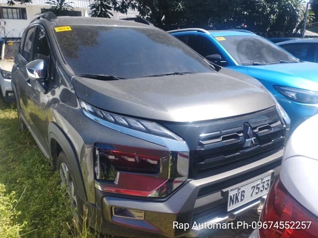 Car gallery image