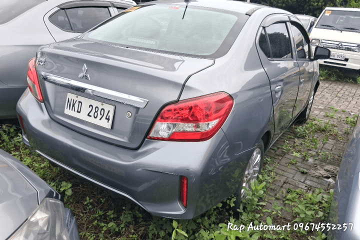Car gallery image