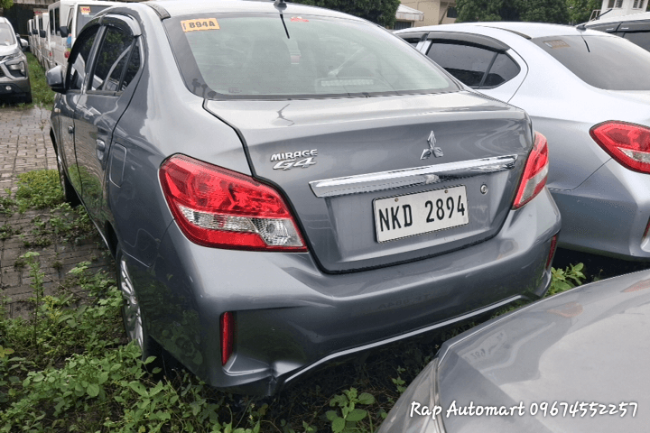 Car gallery image