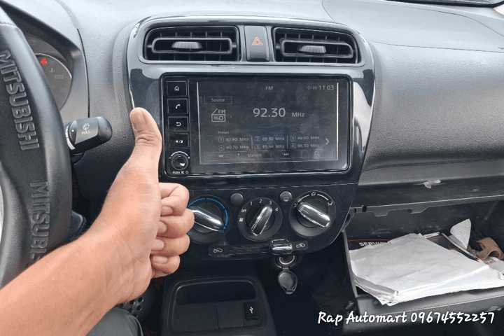 Car gallery image
