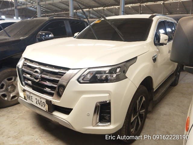 Car gallery image