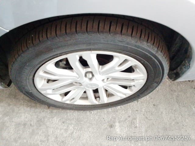 Car gallery image