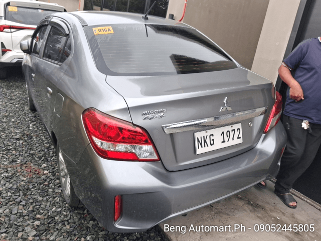 Car gallery image
