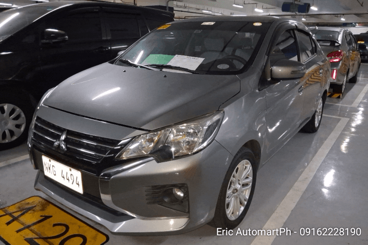 Car gallery image