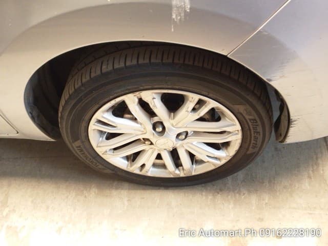 Car gallery image