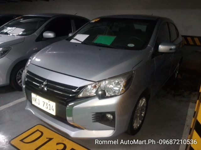 Car gallery image