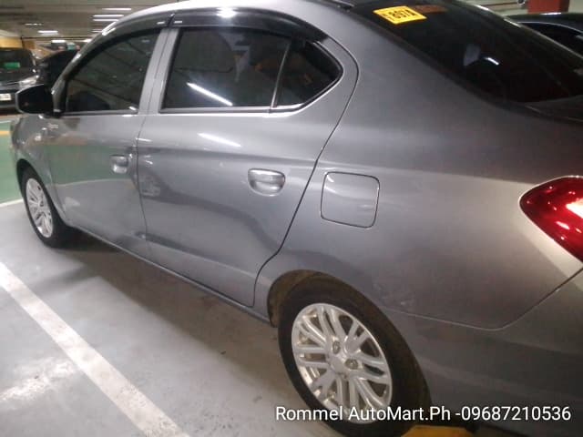 Car gallery image