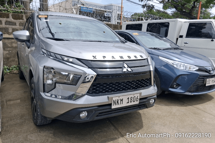 Car gallery image