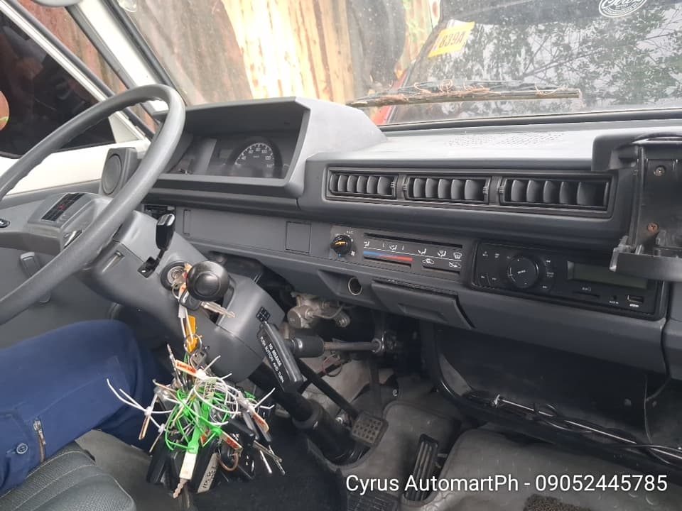 Car gallery image