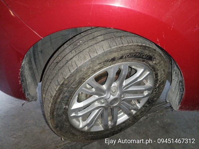 Car gallery image